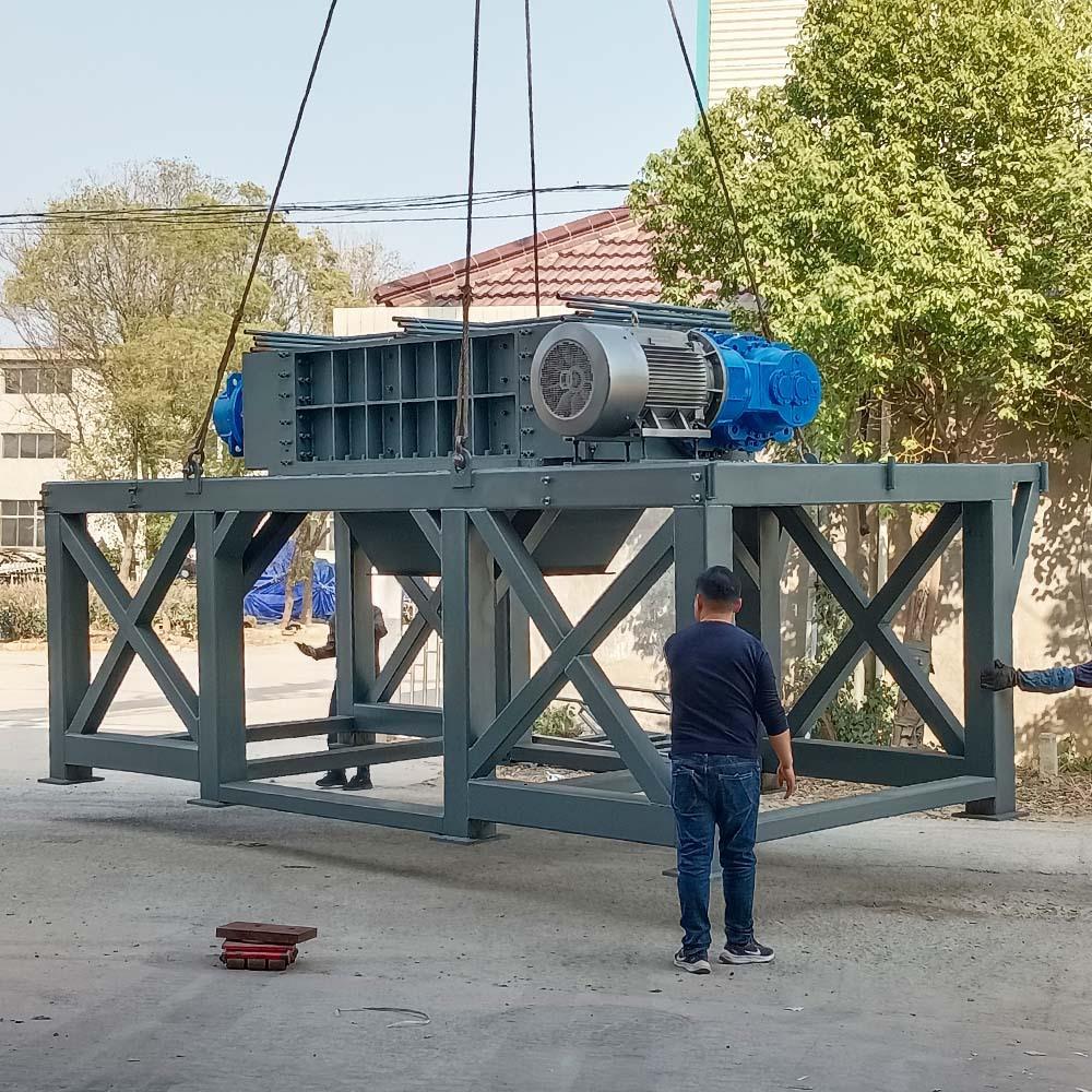 大型废旧家电家具撕碎机沙发床垫冰箱洗衣机破碎机塑料双轴对辊机