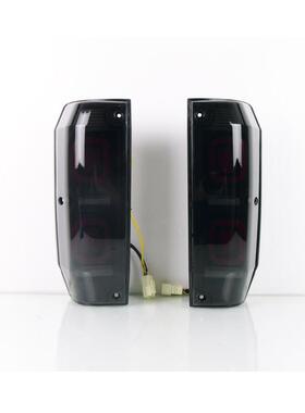 84-24年陆地巡洋舰LC71LC灯76LC78L79尾C改款装行车刹后杠灯车转