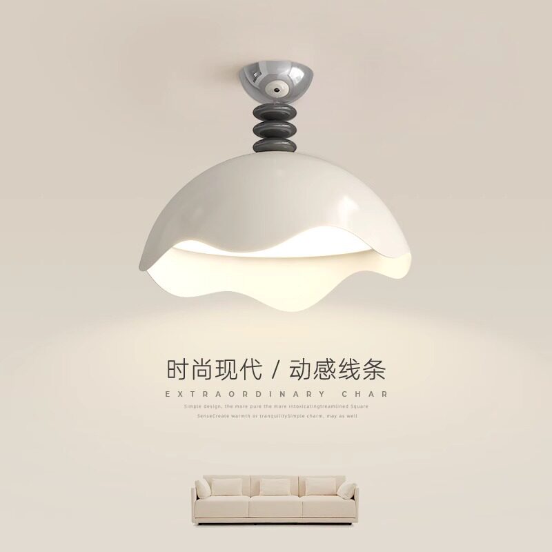 奶油风全光谱护眼卧室吸顶灯