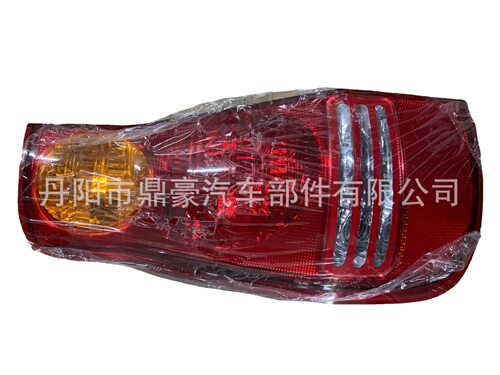 现代MATRIX尾灯92401-17000
