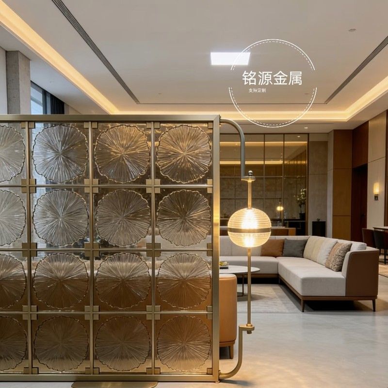 轻奢酒店荷花玻璃座屏不锈钢屏风客厅沙发遮挡水晶压花格隔断图片