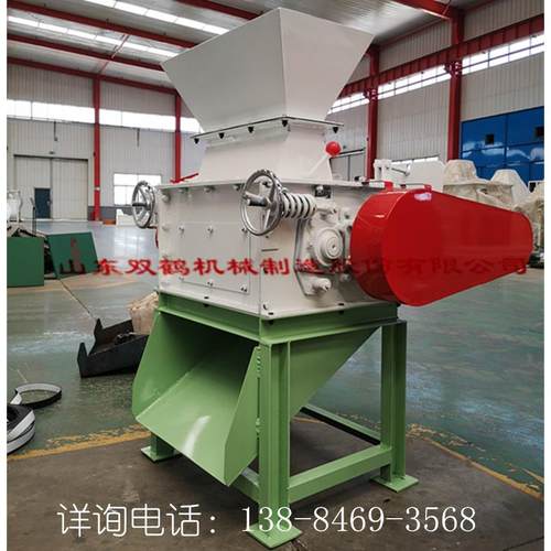 山东对辊式破碎机玉米碎粒机猫砂颗粒破碎机厂家直销