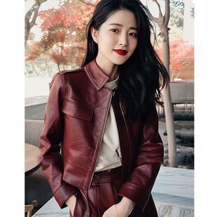 2024早秋新款安可拉红高级感外套女今年流行漂亮修身短款机车皮衣