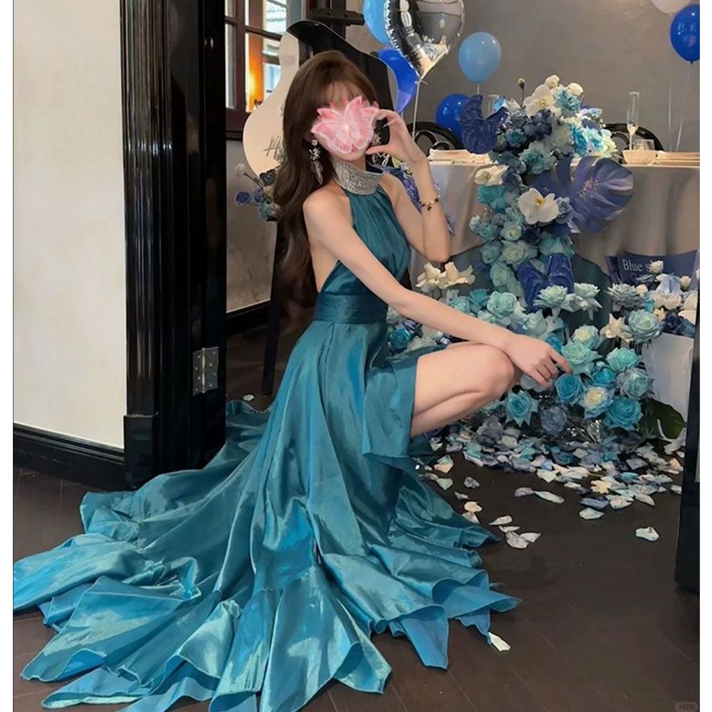 千金感蓝色镶钻挂脖露背