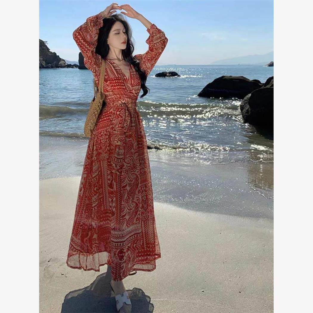 沙滩度假民族风一片式包裹开叉收腰连衣裙2024年夏季海边休闲V领