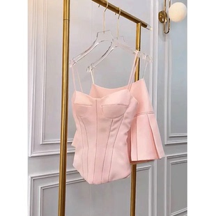粉色小香风甜美奶乖吊带套装裙女今年流行温柔洋气时尚百搭两件套