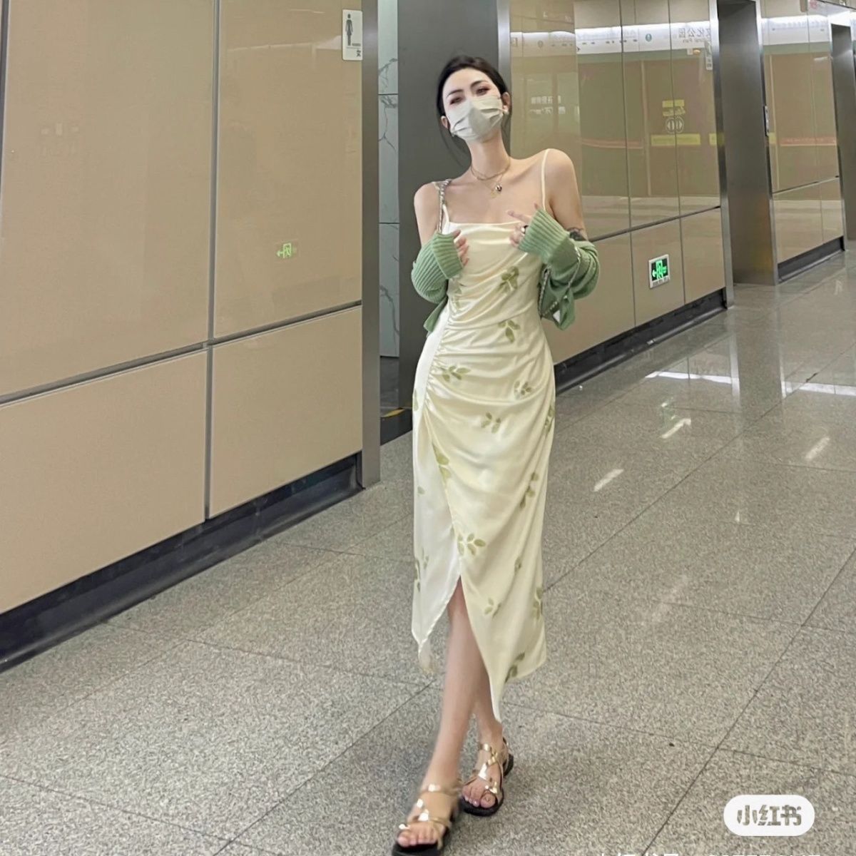 新款纯欲性感女人味印花