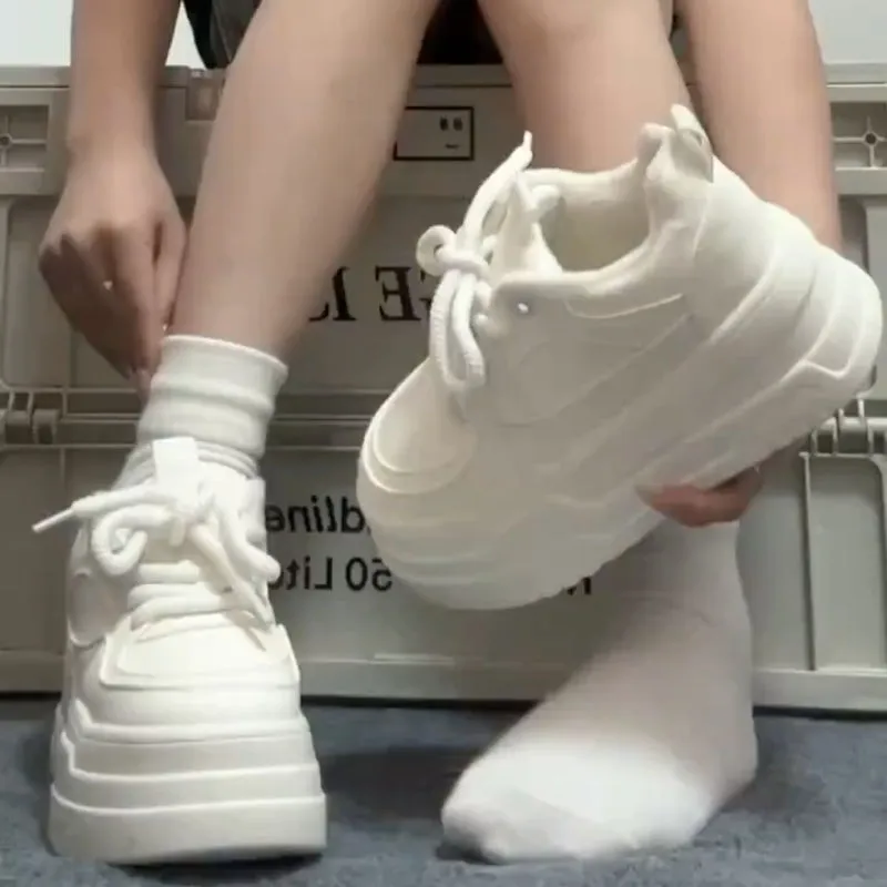 白色高级感小白鞋女春秋款百搭i时尚芭蕾鞋