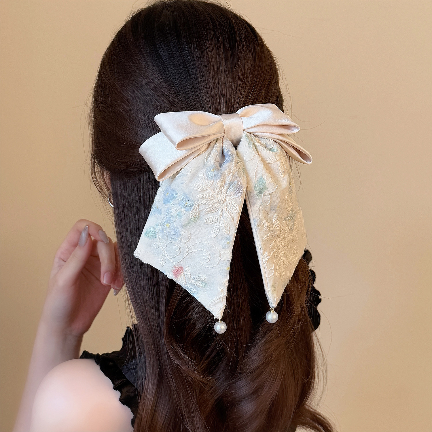 优雅晕染印花刺绣缎面蝴蝶结抓夹小众设计轻奢气质简约百搭丸子夹,饰品/流行首饰/时尚饰品新,发饰,淘宝优惠券,粉丝福利购,淘宝优惠卷