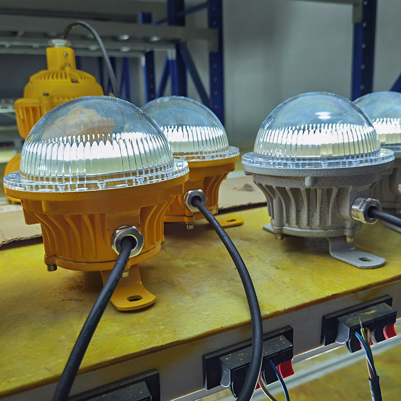 LED防爆灯10W20W仓库免维护节能泛光照明灯24V36V圆形防爆吸顶灯