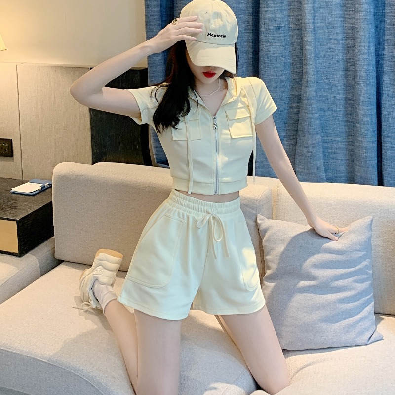 时尚短款套装女2024夏季新款网红小个子薄款连帽运动休闲套装女装