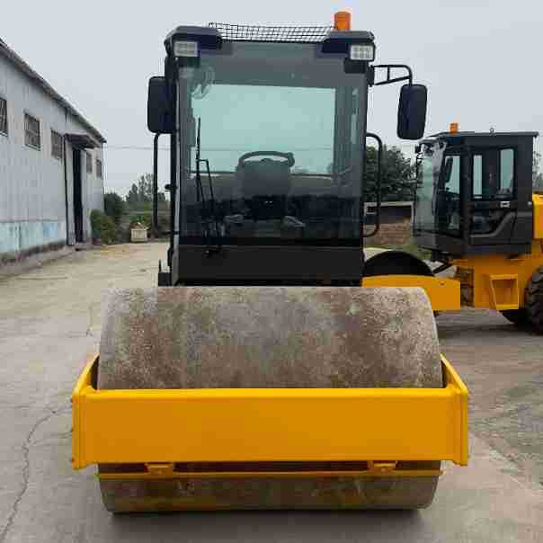小型压路机3吨4吨6吨8吨柴油单钢轮沟槽回填压土沥青压实机厂家
