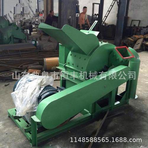 青岛绿化树枝修剪粉碎机园林果园移动式树干粉碎机边角料碎枝机