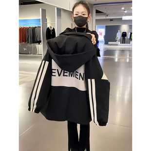 连帽休闲冲锋衣短外套女款春秋季2025新款爆款流行夹棉加厚棒球服