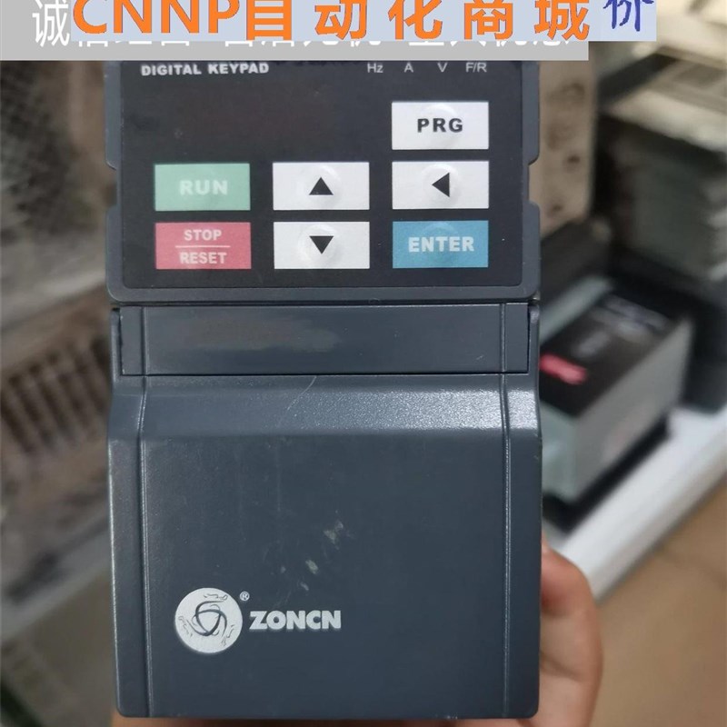 众辰变频器dZ2400-1R5G 1.5KW 380V 现货拆