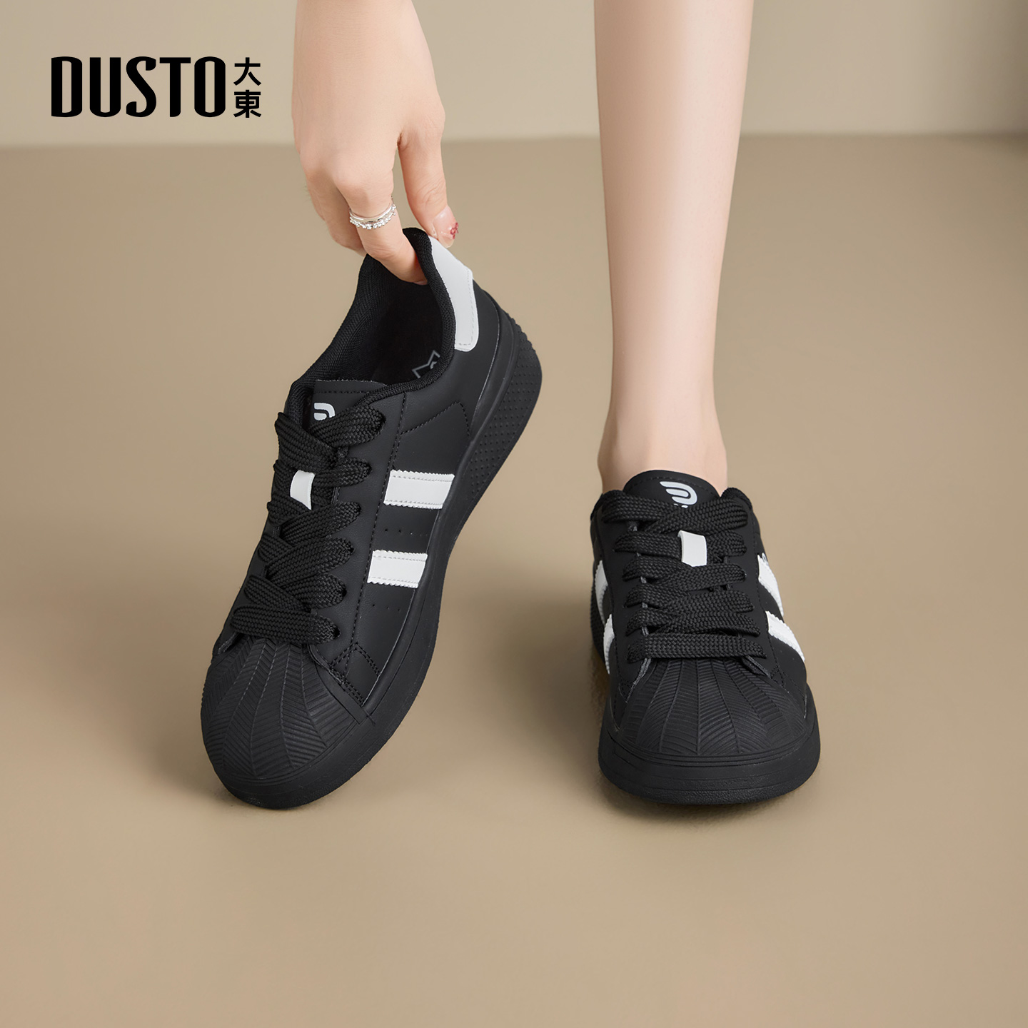 大东官方黑色鞋子运动鞋女2025新款冬季小黑鞋平底百搭女鞋贝壳鞋