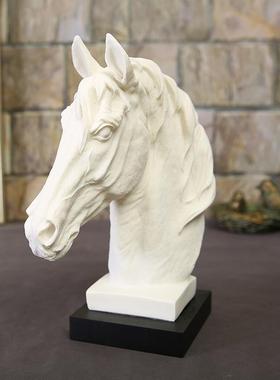 现代简约马头工艺品手工摆件客厅家居装饰桌面玄关树脂