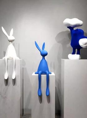 简约现代黑白长耳朵兔子摆件呆萌兔坐姿雕塑客厅电视柜家居装饰品