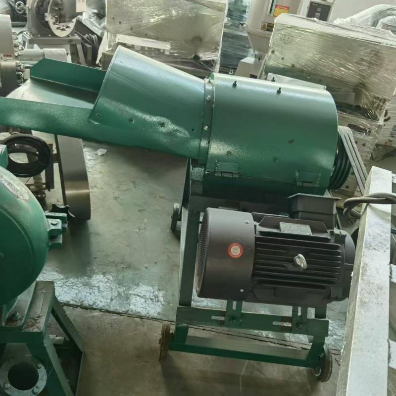 鸡鸭鹅吃白菜南瓜粉碎机油菜杆花生秧饲料揉搓机鲜草饲料揉搓机