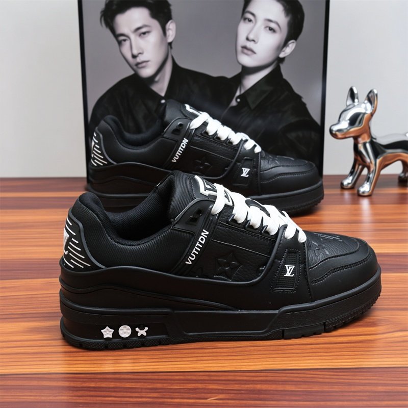 黑色男士板鞋休闲百搭耐磨潮牌运动鞋大码45-46内增高面包鞋板鞋,流行男鞋,休闲板鞋,淘宝优惠券,粉丝福利购,淘宝优惠卷