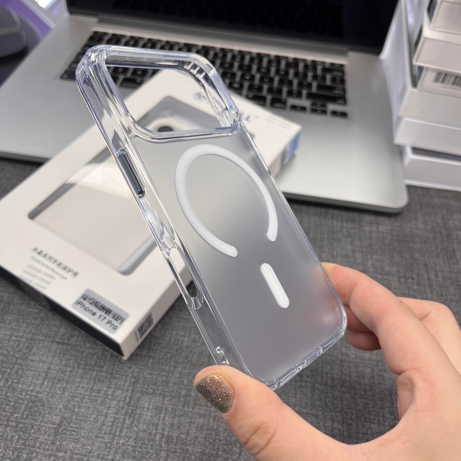 磨砂透明磁吸适用苹果17air手机壳亚克力iPhone16promax太空壳软边15/14Plus防摔13/12pm防指纹耐黄金属按键
