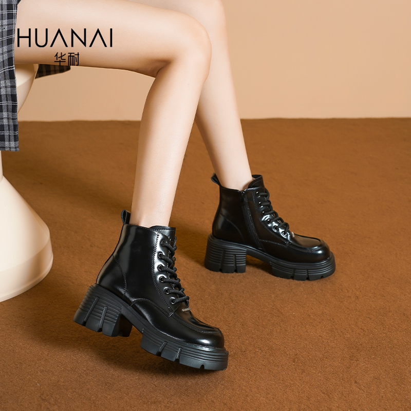 华耐厚底增高马丁靴短靴子