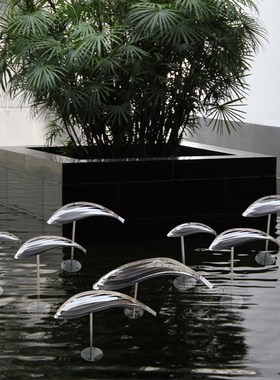 户外水池不锈钢小鱼摆件售楼处酒店大堂广场喷泉雕塑园林水景装饰