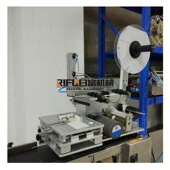 方型酒瓶贴标机 半自动平面贴标机 方瓶贴标机 纸盒贴标设备