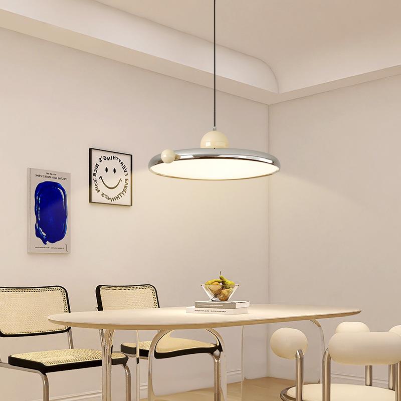 法式餐中古油141风餐厅线吊灯桌全光谱飞碟奶豆护眼奶复古创意吊