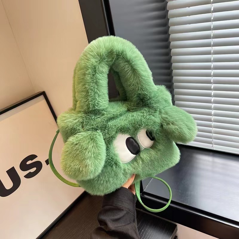 绿色毛绒包大眼狗2023秋季新款