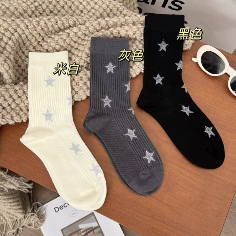 袜子春秋款五角星风袜子韩系星星袜潮袜网红袜子女学生甜美袜