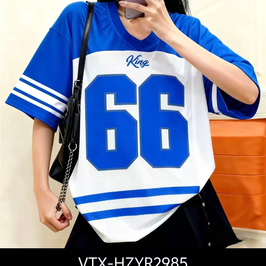 KING66嘻哈V领宽松数字印花T恤