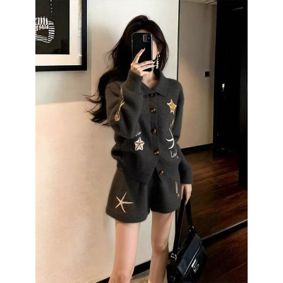 慵懒风休闲灰色针织套装