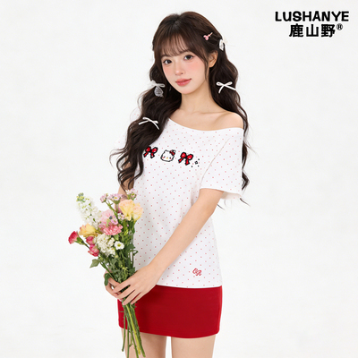 鹿山野 严选小众露肩上衣斜肩kt猫波点短袖T恤女夏季显瘦百搭上衣