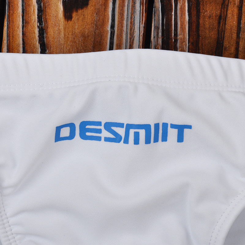 窄边三角泳裤男海边性感专业低腰男生泳衣大码速干温泉游泳裤