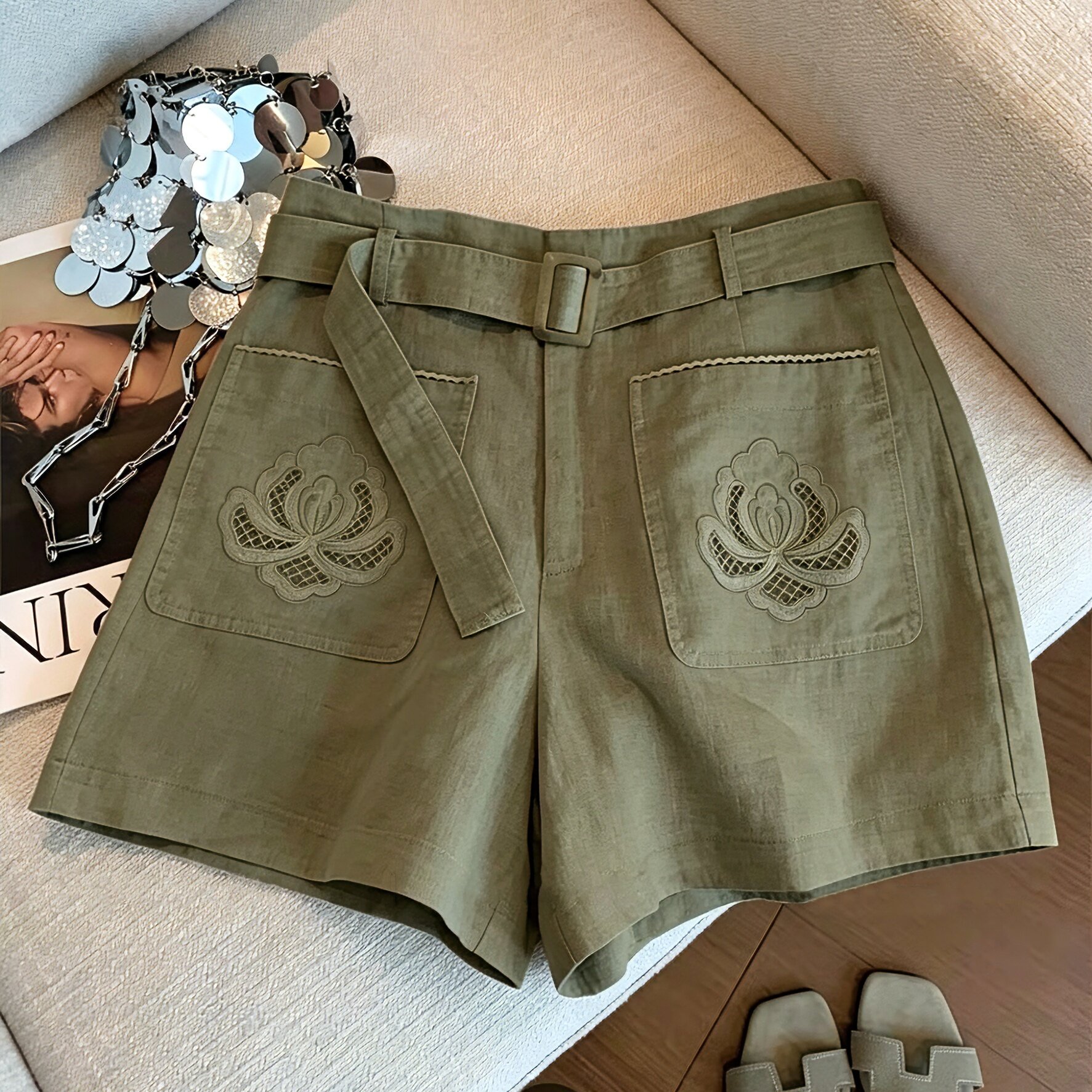 军绿色别致独特刺绣镂空高腰短裤女夏季高街配腰带直筒阔腿工装裤