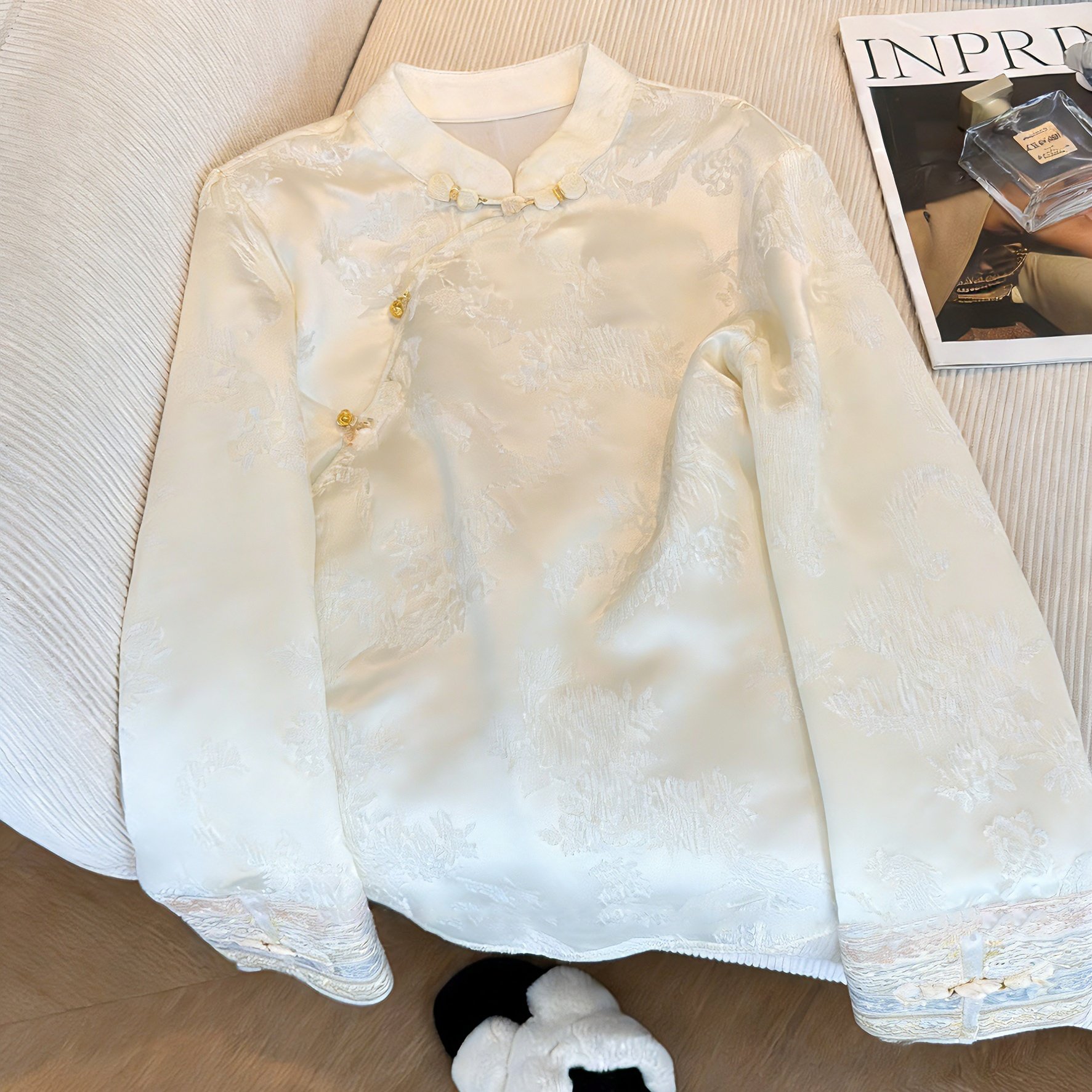 法式新中式缎面提花盘扣衬衫女春秋季高级轻国风气质休闲内搭上衣,女装/女士精品,上衣,淘宝优惠券,粉丝福利购,淘宝优惠卷