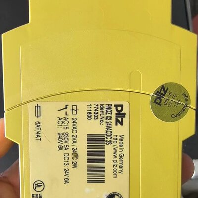 可维修PILZ PNOZ X2 安全继电器 型号774303 维修议价