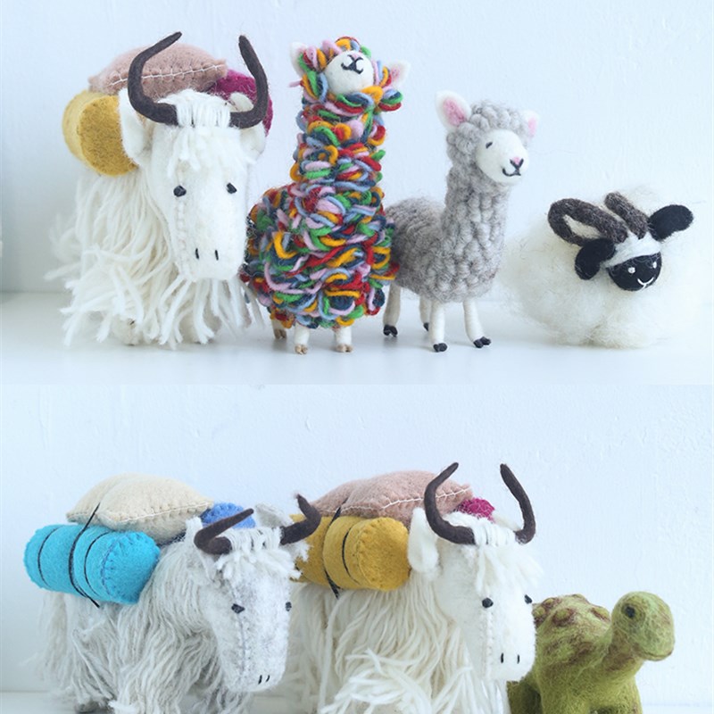 羊毛毡成品戳戳i乐小羊站立公仔玩偶礼物可爱居家摆件温馨摄影道