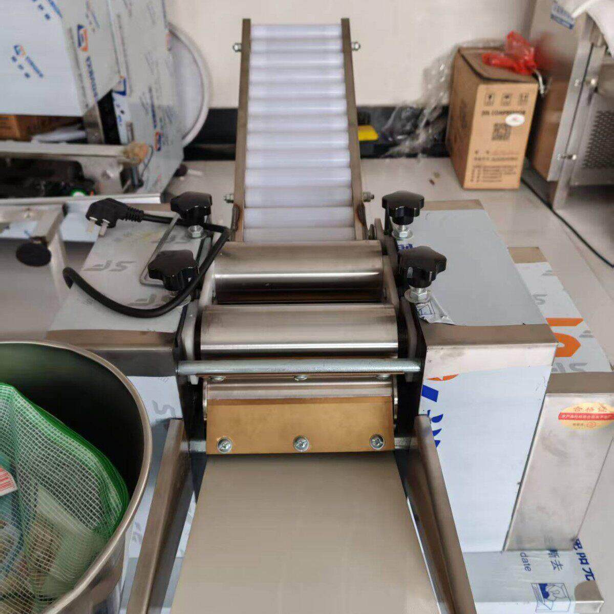 定制全自动饺子机13店0型894-20型商用食堂饭仿手工饺自动0子机