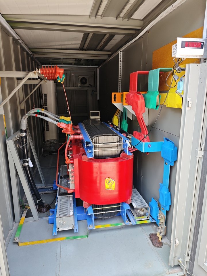 1月20日广州4台变压器、配套的低压进出线柜、高压进出线柜、低压电容柜、欧式箱变外壳、箱式高压室箱体等设备网络拍卖公告