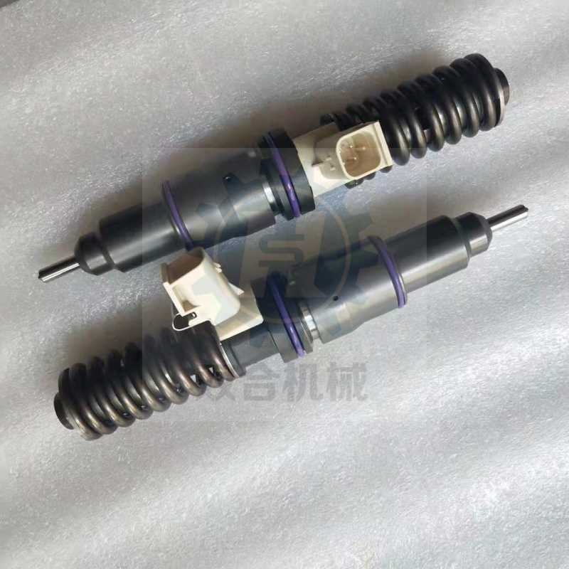 喷油器BEBE4D09001 E3 MD11发动机喷油嘴 20702362