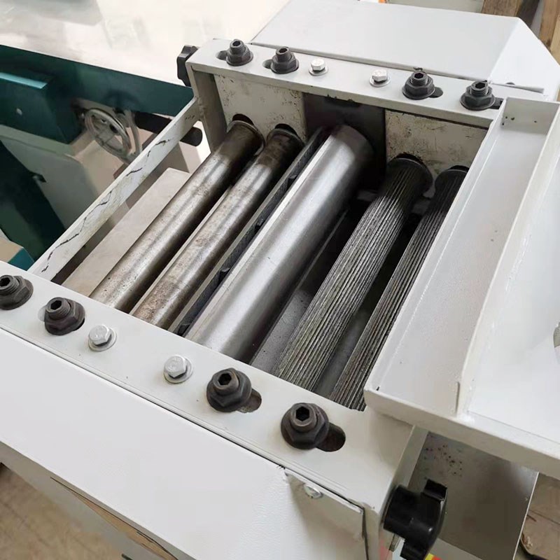厂家现货木工高速压刨MB103刨削机械平口刀螺旋刀短料pE板刨板机