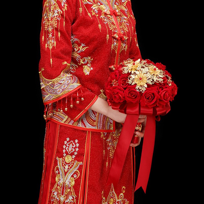 中式婚礼新娘结婚手捧花仿真布艺玫瑰假花球婚纱摄影道具婚庆用品