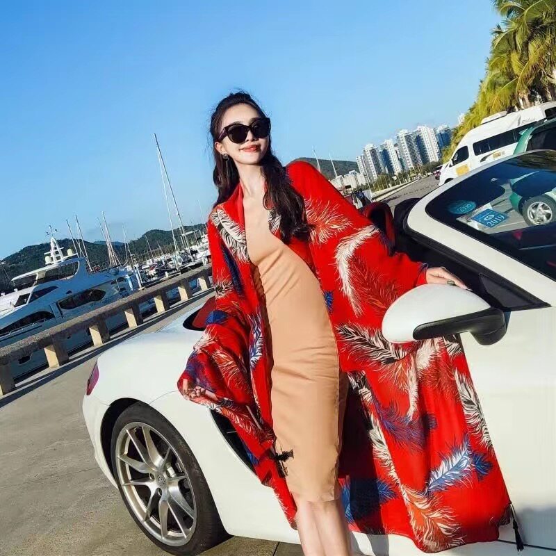 丝巾女百搭夏季防晒披肩长款纱巾围巾春秋薄款海边超大披风沙滩巾