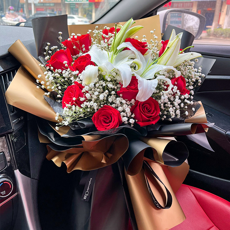 父亲节天津康乃馨玫瑰百合花束鲜花速递同城福州长沙郑州生日配送