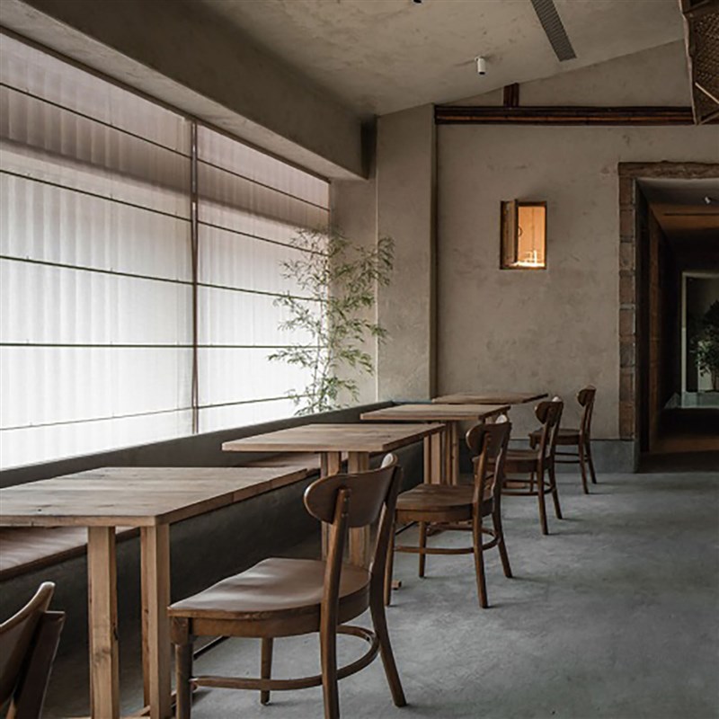 诧寂风实木餐桌椅靠背椅子咖啡厅休闲桌餐厅中古方桌带扶手餐椅