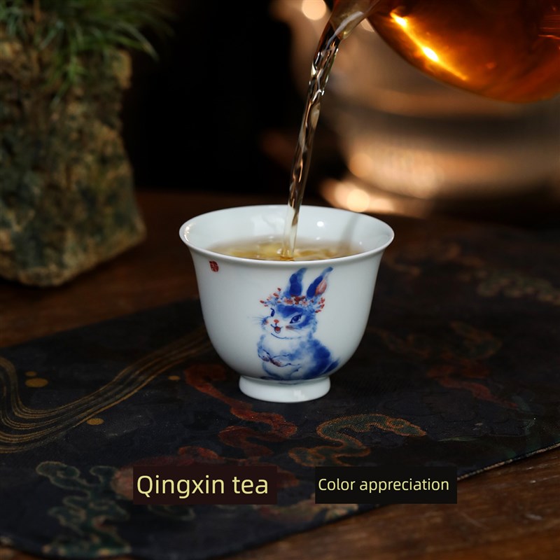 景德镇高温陶瓷手绘香杯钟杯蓝白兔茶杯大师单杯茶具