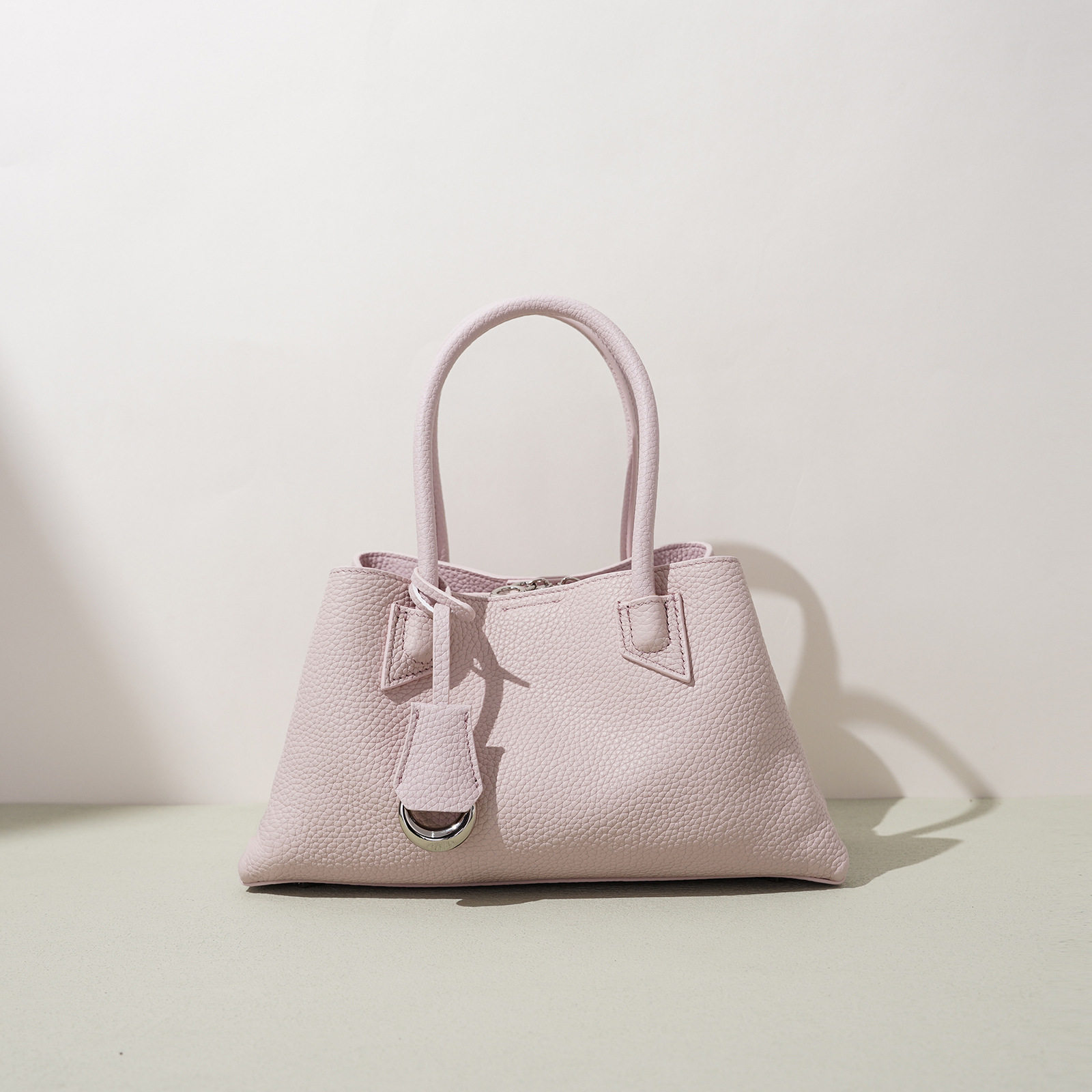 仅亏一天新款 2026年早春简约百搭公文手提包小众设计斜挎通勤上,箱包皮具/热销女包/男包,通用款女包,淘宝优惠券,粉丝福利购,淘宝优惠卷