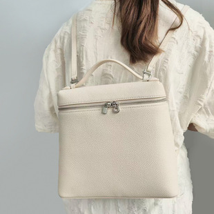 仅亏一天新款 真皮包包女士公文小方包休闲旅行斜挎包可手提化妆